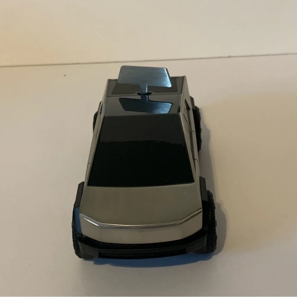 NIB. TESLA Cybertruck Wind-Up Racer